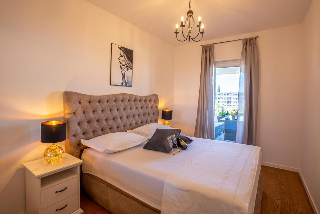 Morska Vila 6 Luxury Apartment Znjan Split Exterior photo